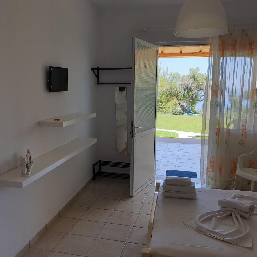 Apartamento Amparoudes Kriopigi Exterior foto