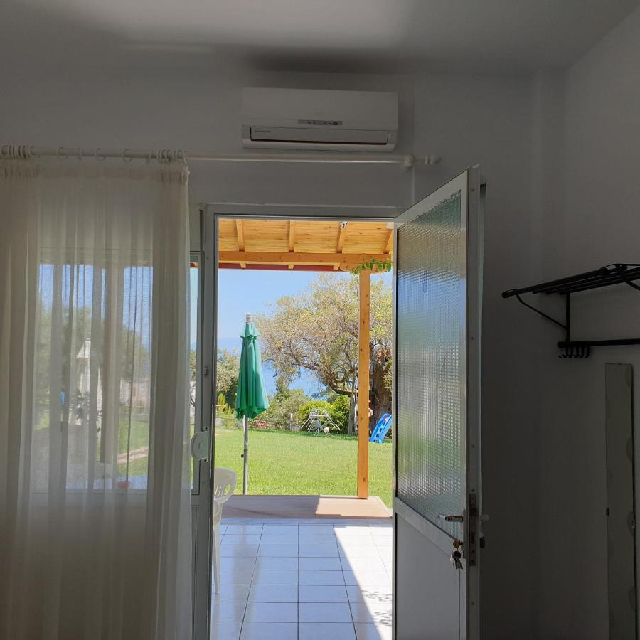 Apartamento Amparoudes Kriopigi Exterior foto